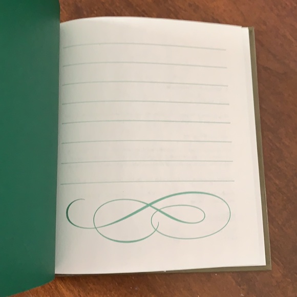 Christmas Books, Warm Holiday Wishes, 7  books - Picture 3 of 7